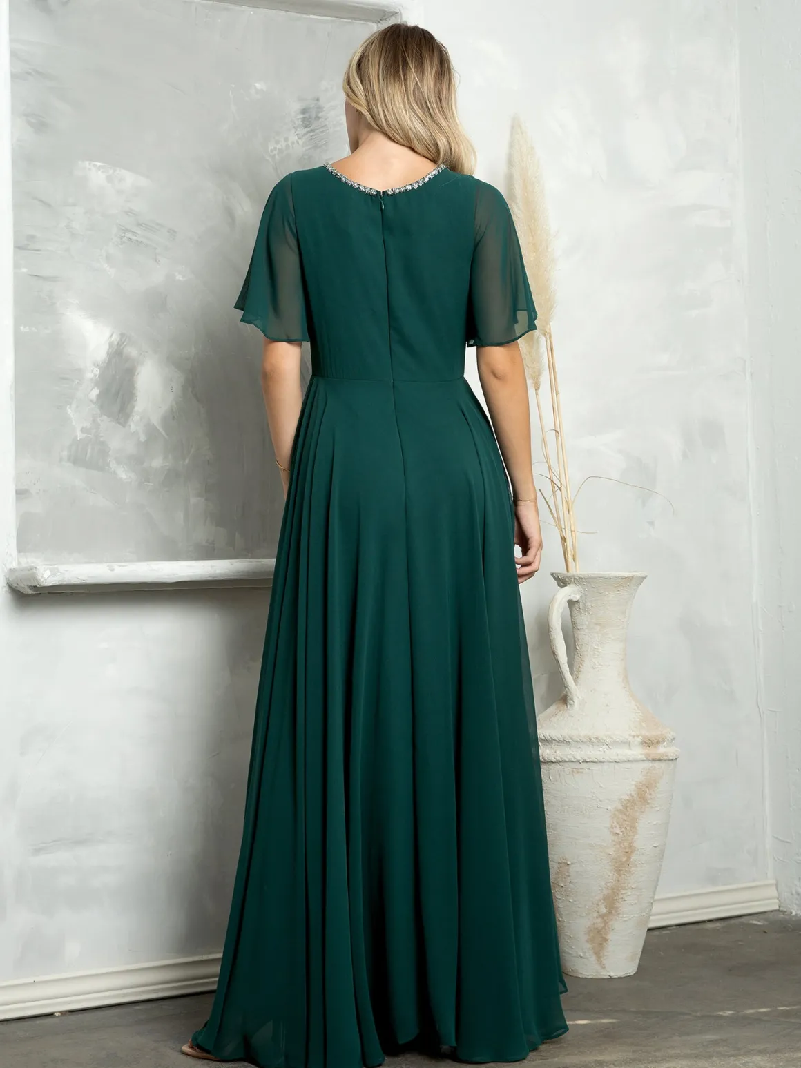 Festkjole med et kort ærme 3468