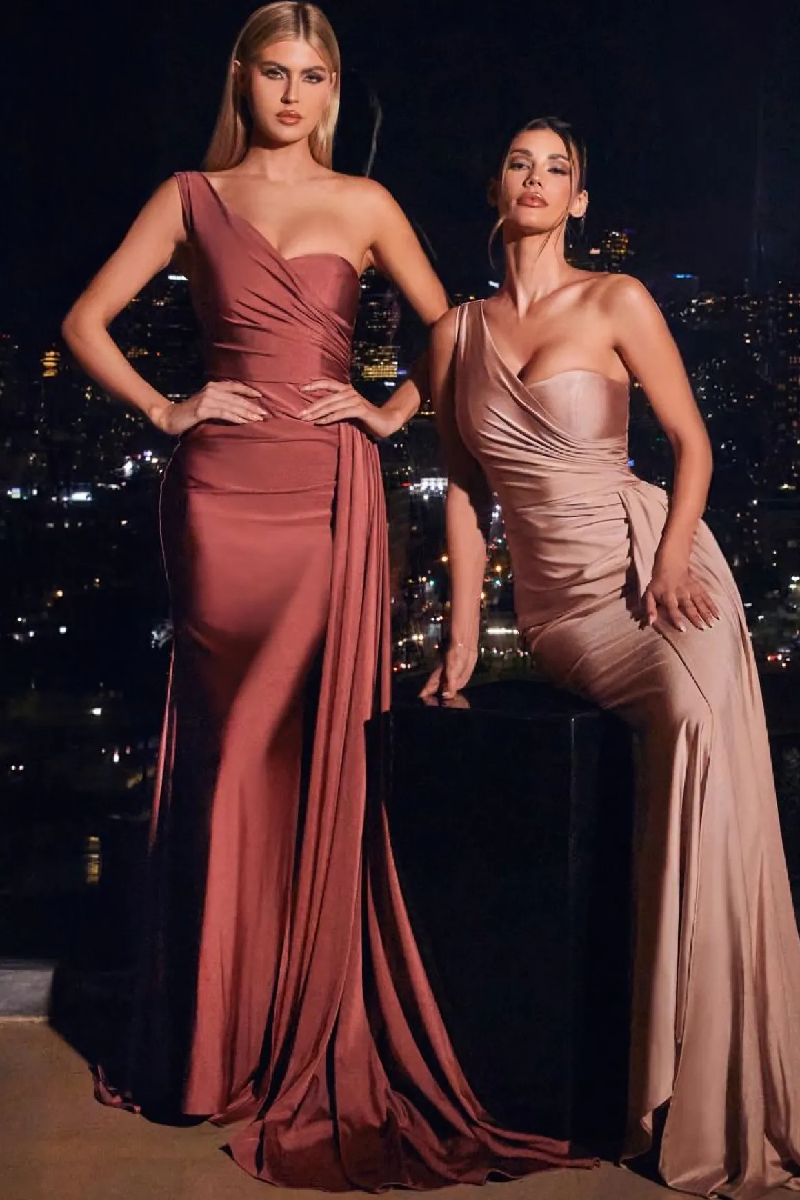 La Divine festkjole PT004