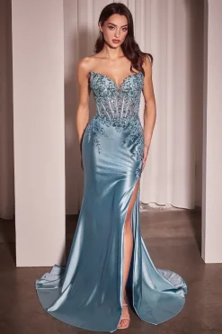 La Divine KV1112 stropløs satinkjole med slids