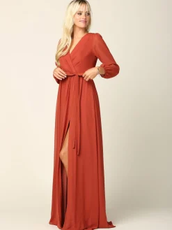 Rust festkjole med ballonærmer