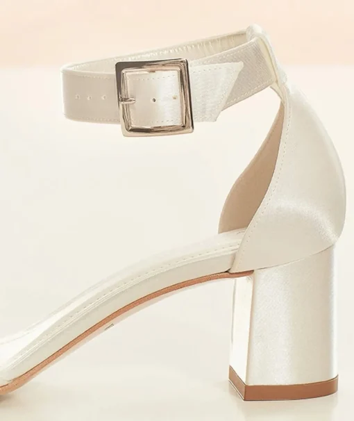 Avalia - Carrie Sandal - White
