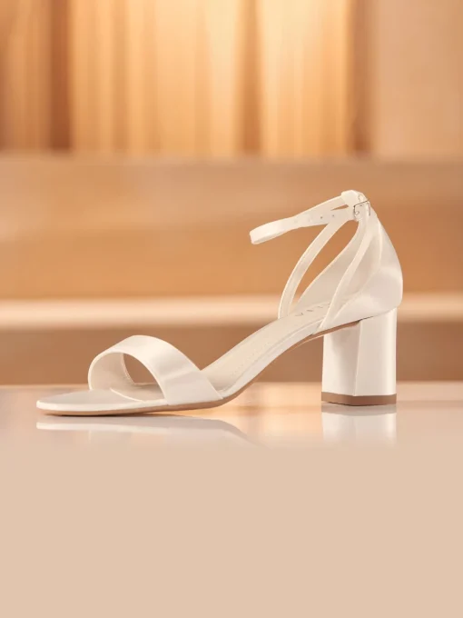 Avalia - Tina Heeled Sandal - White