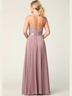 Festkjole med blonde 3216