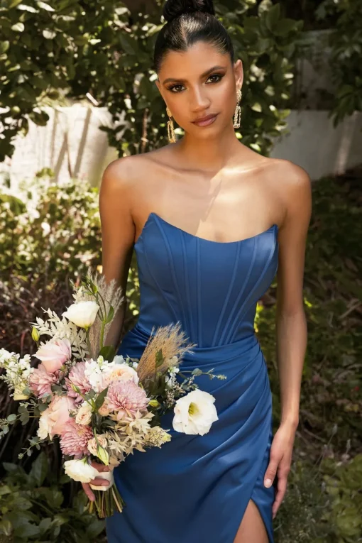 La Divine 7484 corsage satin kjole