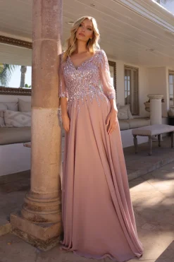 Lang festkjole pale pink med ærmer MF100