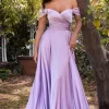 Lavendel satinkjole med offshoulders 7493